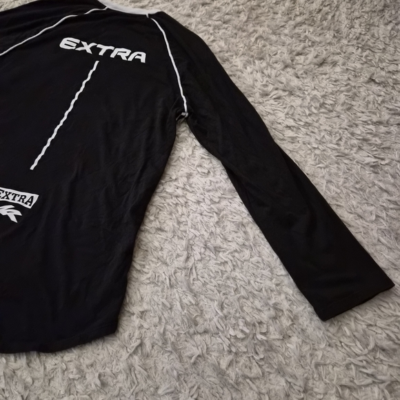 ☆5/$15☆H&M Divided EXTRA Racing Long Sleeve Shirt | Black & White | XS - Picture 14 of 16